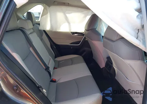 2020 Toyota Rav4 Xle Premium z USA, uszkodzony, nr VIN 2T3C1RFV6LC084568